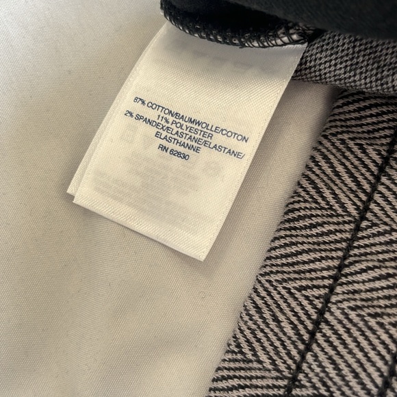 Lands’ End Plus Size Grey Houndstooth Skirt - Picture 4 of 4